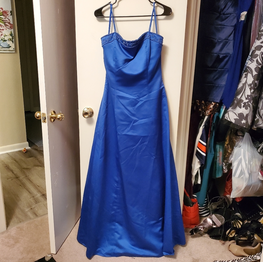 Forever Yours size 10 blue evening/prom gown